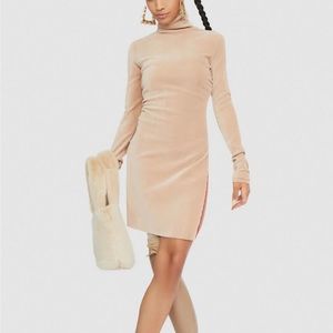 Kyoko Purse and Keychain Coin Purse.